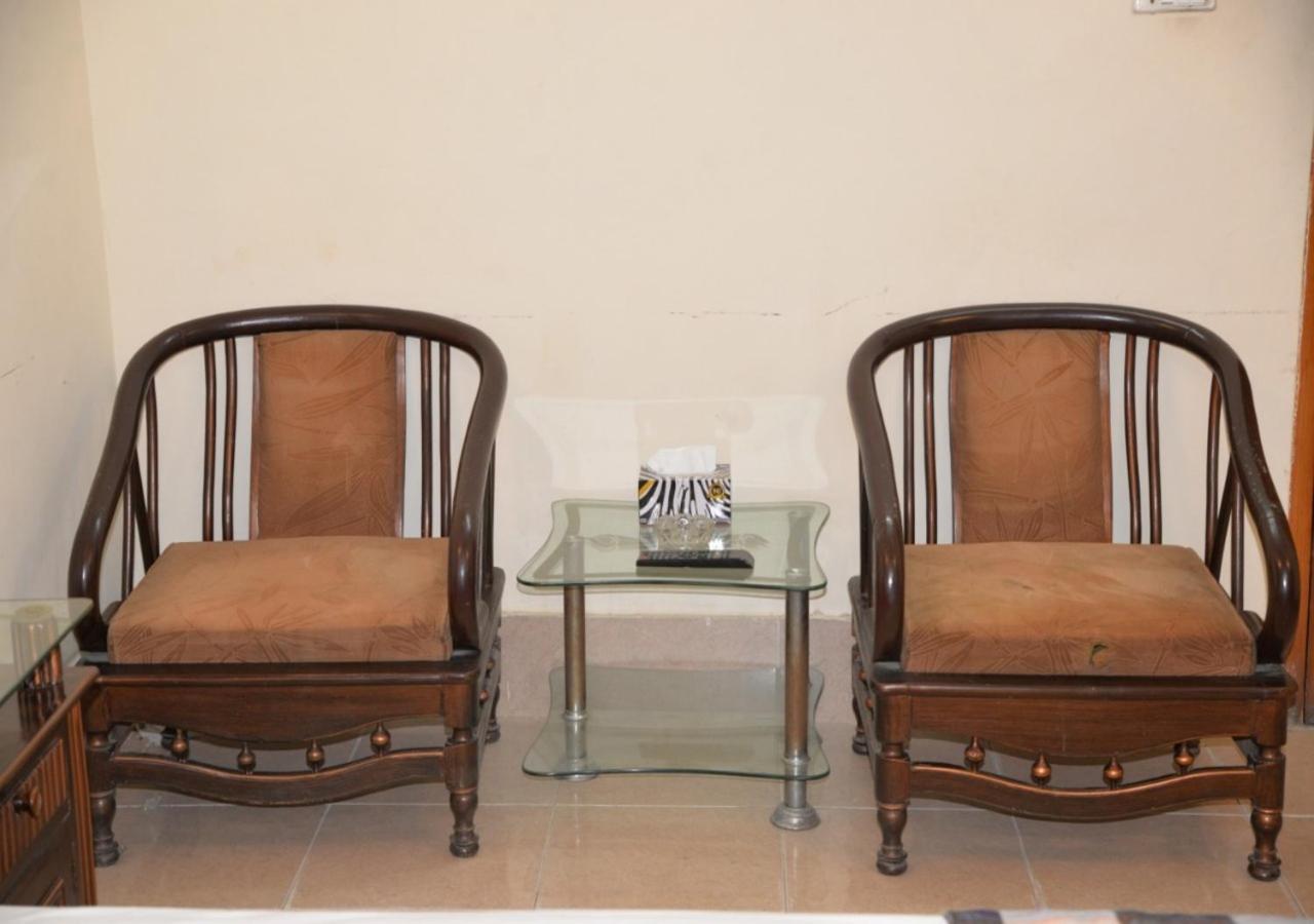 Step Inn Hotel Sukkur Luaran gambar