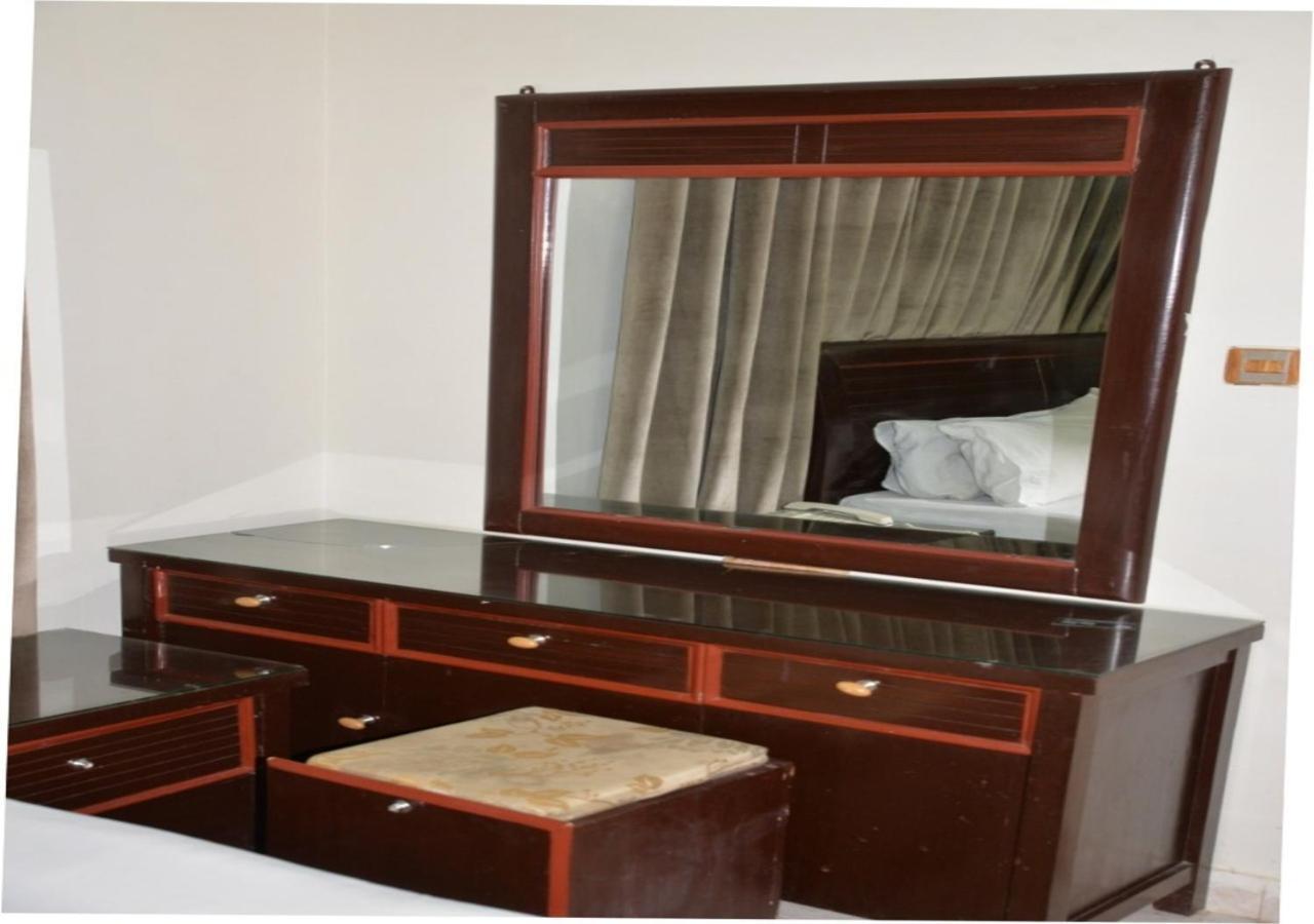 Step Inn Hotel Sukkur Luaran gambar